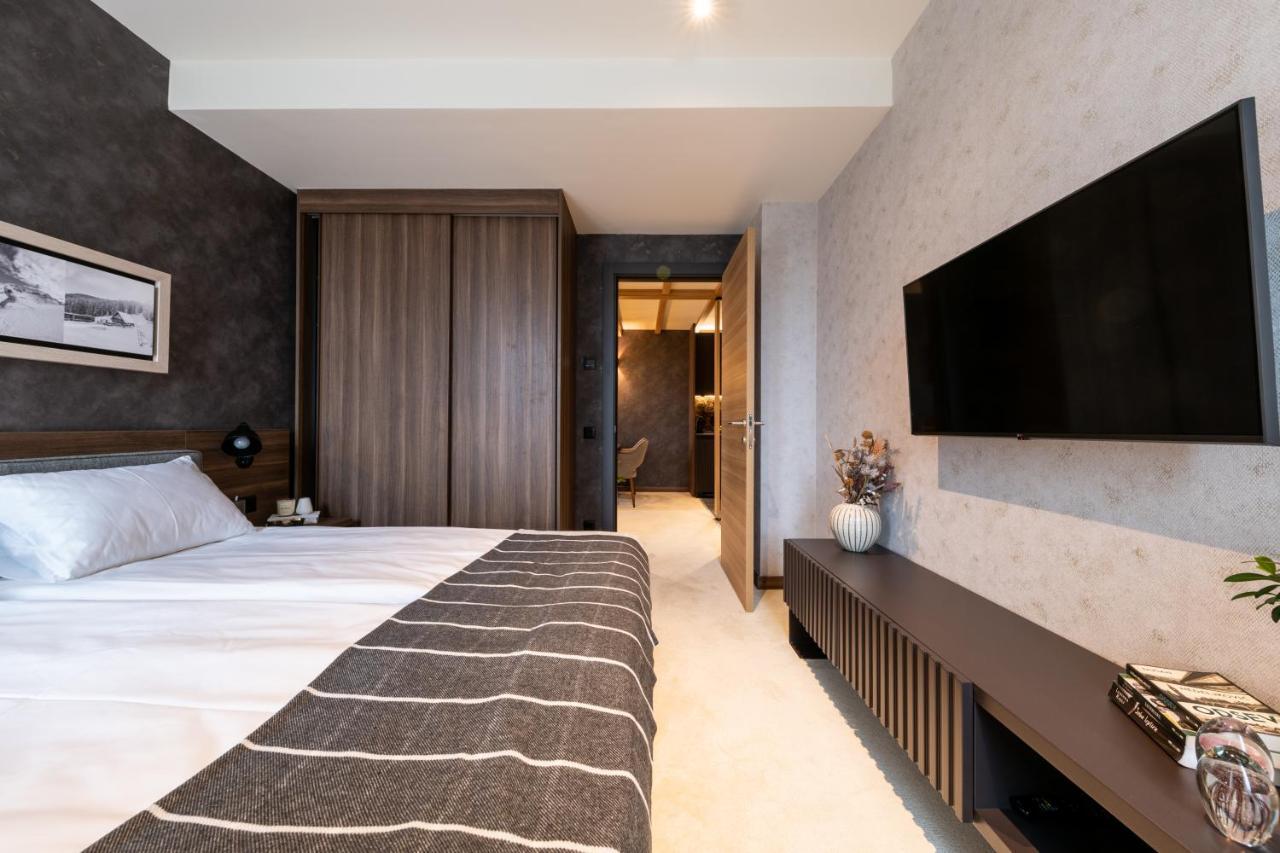 Woodside 325 Kopaonik